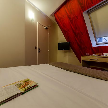 Hotel Riviera Renovated Paris Bagian luar foto