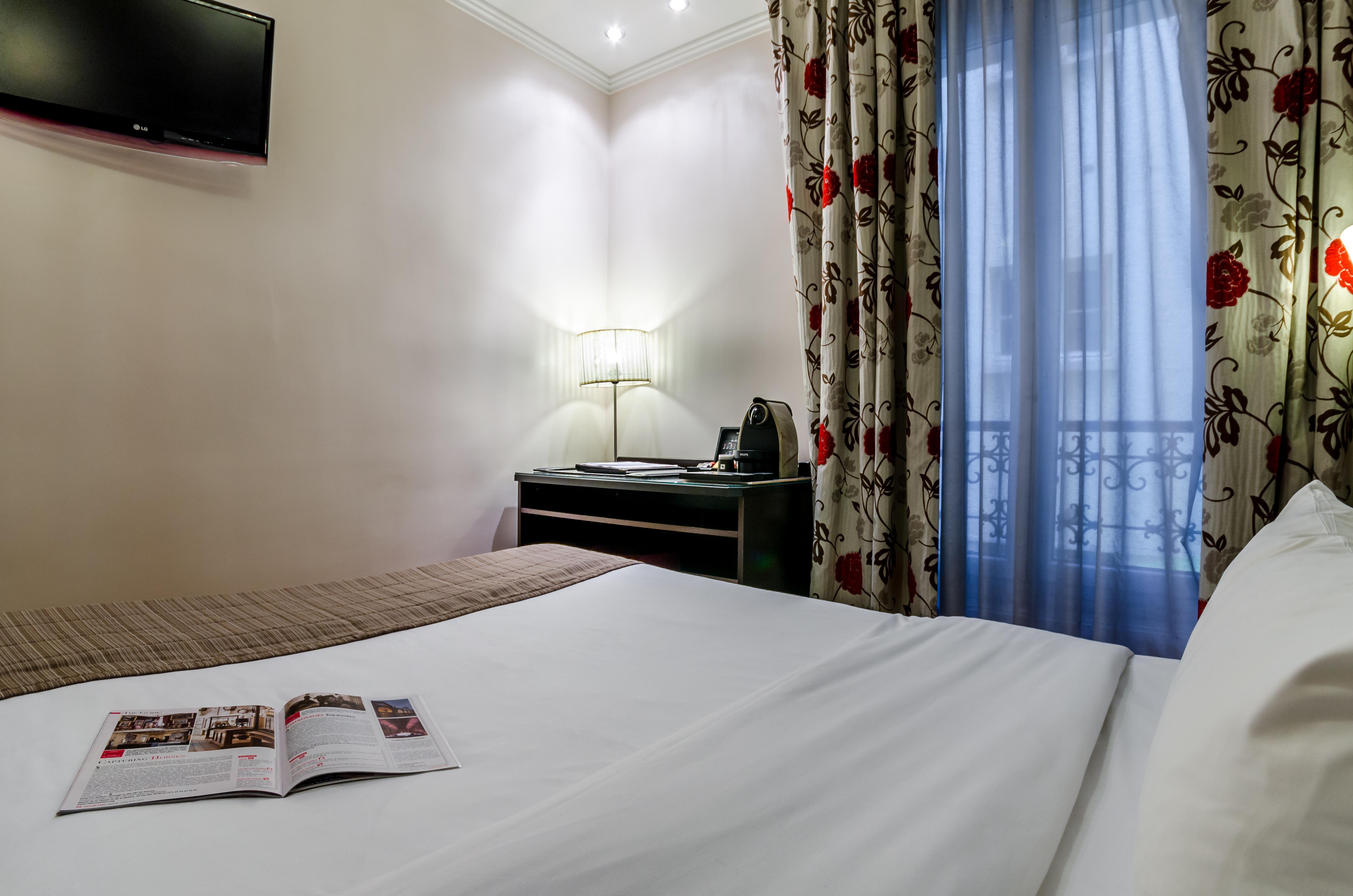 Hotel Riviera Renovated Paris Bagian luar foto