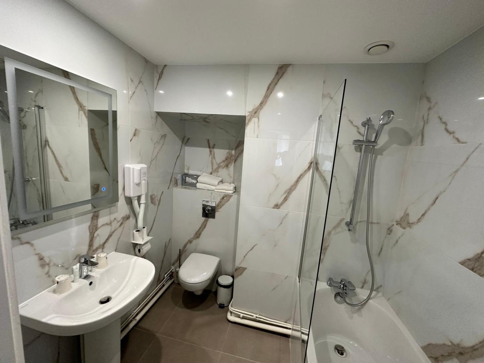Hotel Riviera Renovated Paris Bagian luar foto