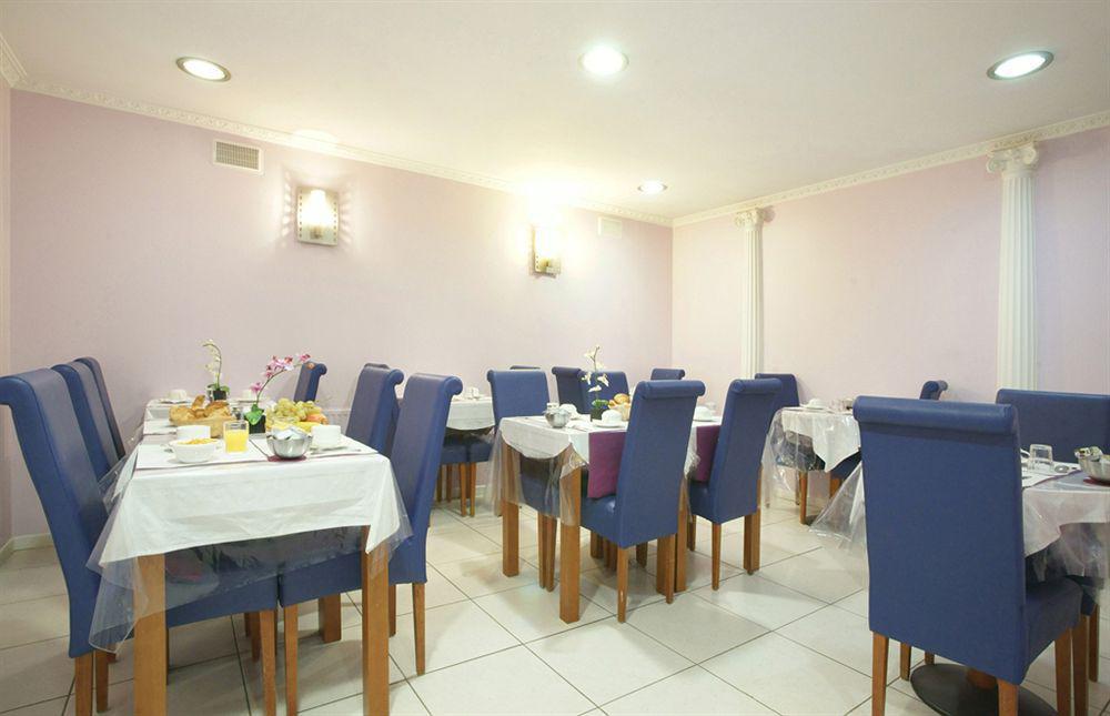 Hotel Riviera Renovated Paris Bagian luar foto